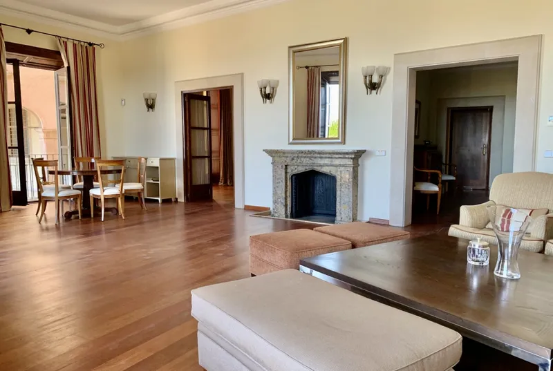 Impressive noble floor with sea views in Palma — photo 5