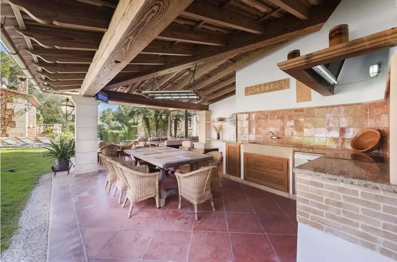 Exclusive villa for sale in Costa de los Pinos, Mallorca - 2.75 million euros. Unique location, Mediterranean style and the highest comfort — photo 5