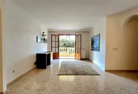 Spacious 3-bedroom apartment — photo 2