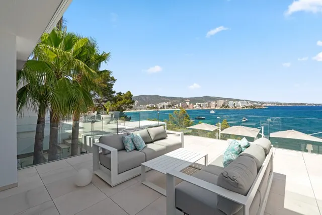 Luxurious villa with sea access for sale in Cala Vinyes, Mallorca — photo 5