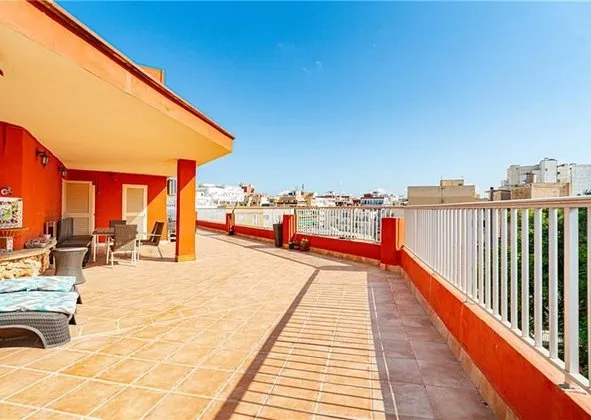 Penthouse in Ses Cadenes-Arenal, Palma de Mallorca — photo 1