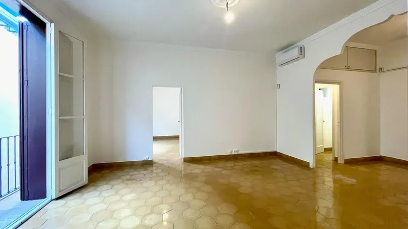 Piso con terraza en alquiler en Centre — photo 7