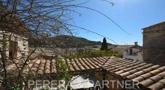 Ref. 100: Charming townhouse in the old town of Capdepera — photo 1