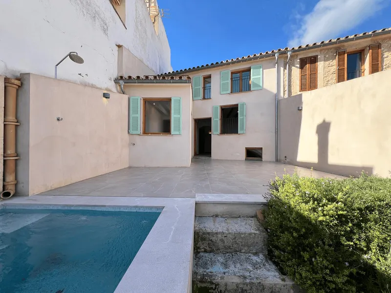 Townhouse with pool in Campanet — photo 3