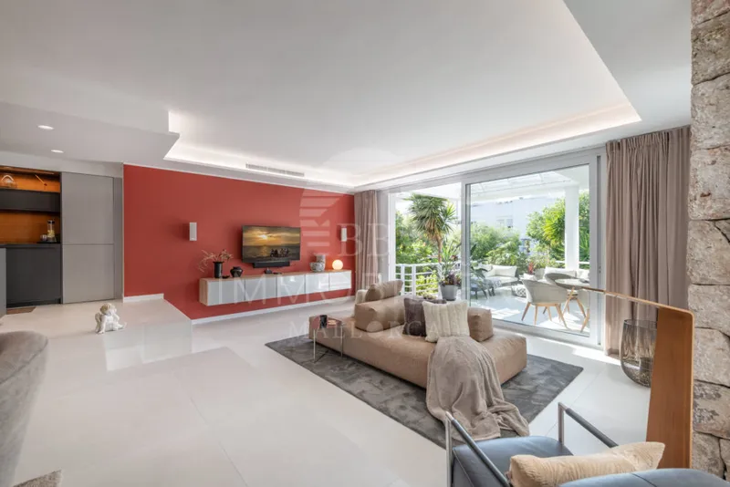 Top renovated townhouse with communal pool & furniture in Son Veri Nou — photo 12