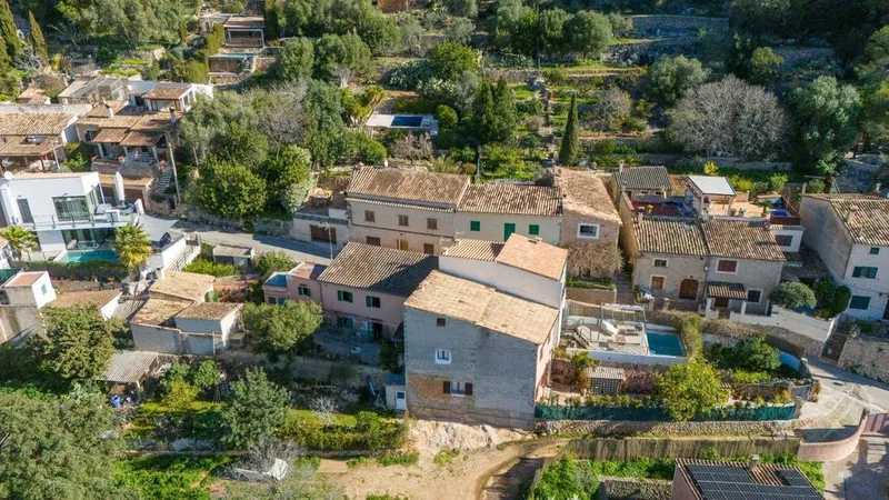 Detached House in Alaró, Province of Balearic Islands — photo 1