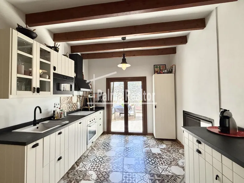 Mallorcan house with private pool and patio — photo 9