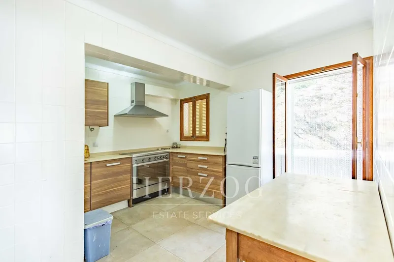 Villa for Renovation in Prime Seafront Location with Views – Exceptional Potential in Port Andratx — photo 8