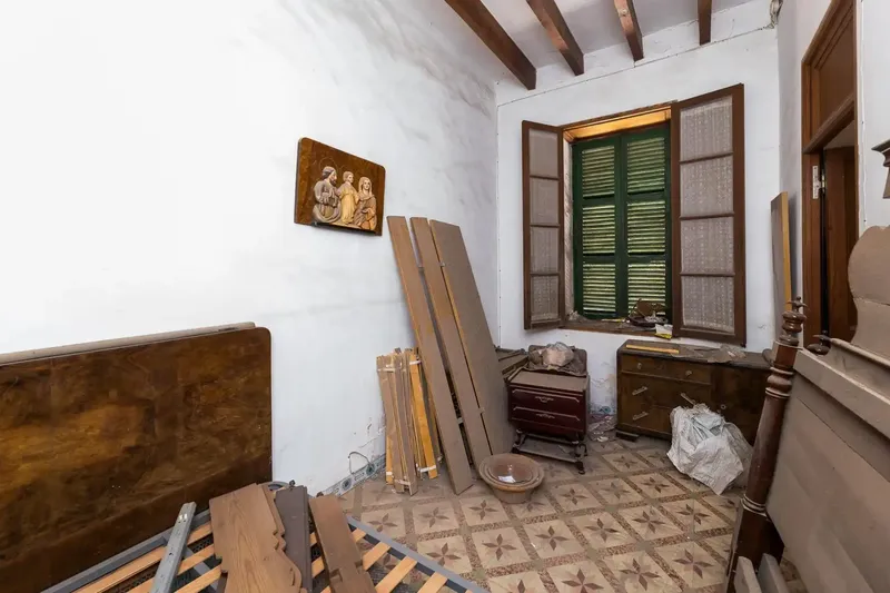 A property with character, space and many possibilities in the heart of Llucmajor — photo 5