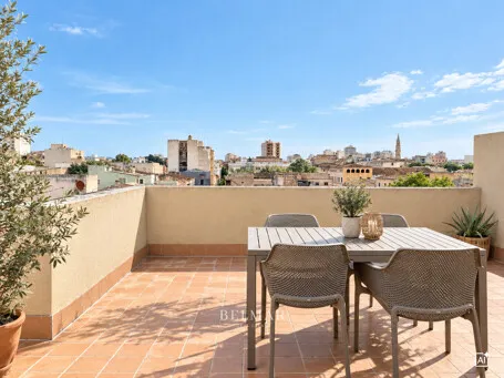 Renovated townhouse with garage and rooftop terrace in Manacor — photo 1