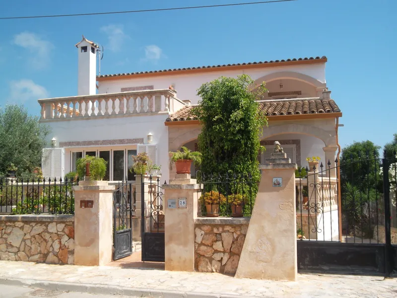 Large Chalet with Pool and Garage in Portocolom — CH 21 CM — photo 1