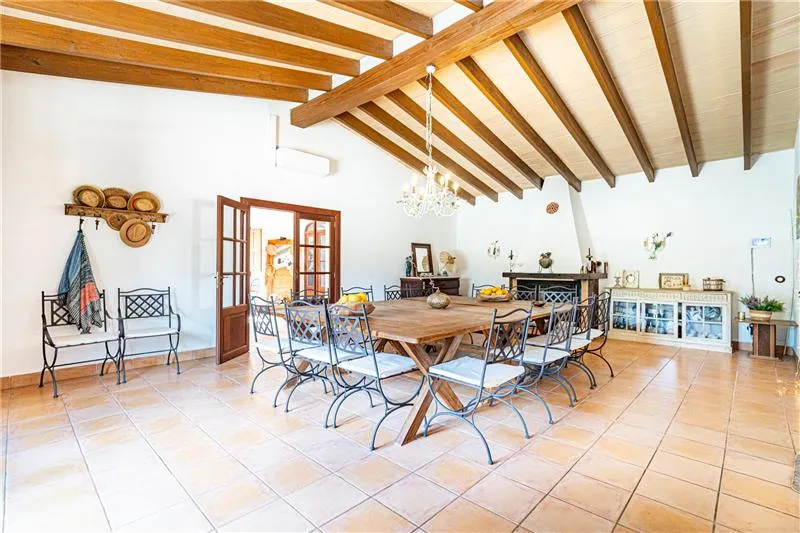Rustic finca on a plot of approx. 22,000 m² with swimming pool. — photo 10
