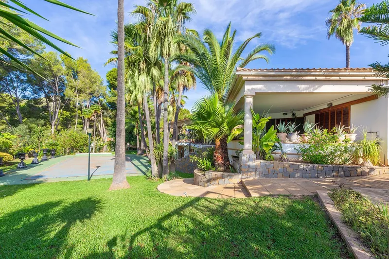 Spacious golf course villa in a prime location — photo 3