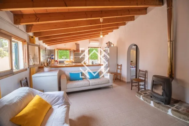 Charming five bedroom village house for sale with stunning views in Pollensa, Mallorca — photo 1