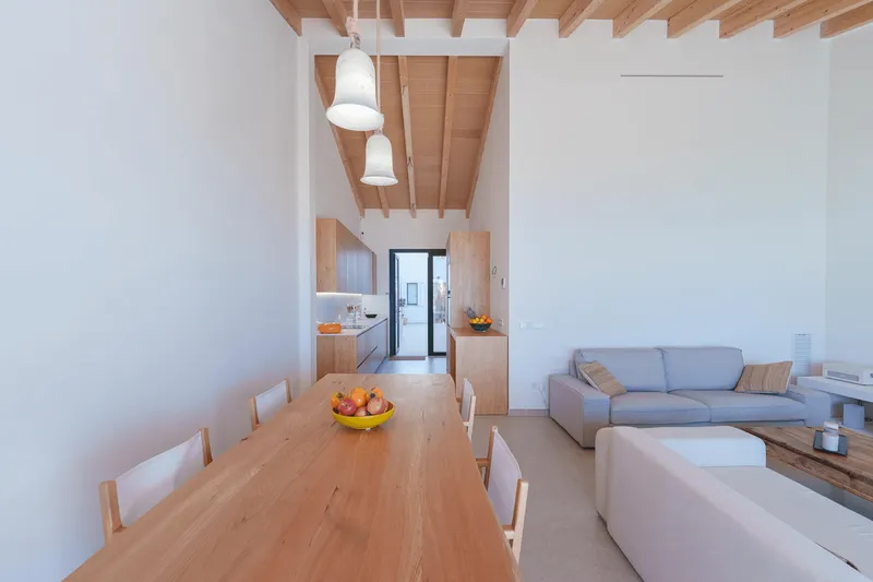 Seasonal rental: Seafront residence in Capdepera for rent — photo 6