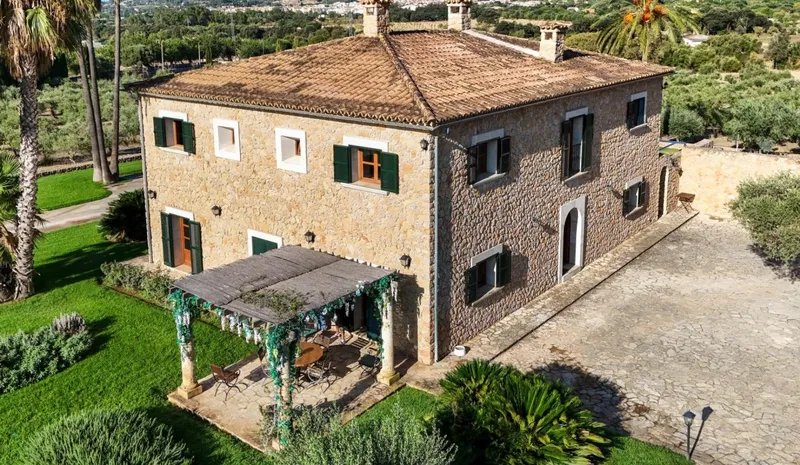 UNA VILLA ÚNICA EN ALARÓ: 22.000 M² DE NATURALEZA, PRIVACIDAD Y TRANQUILIDAD — photo 7