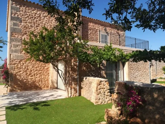 Country finca with pool for sale in Llucmajor, Mallorca — photo 8