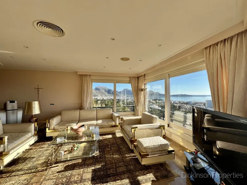 Apartment for sale in Port de Pollença, Pollença, Mallorca, Baleares, Spain — photo 2