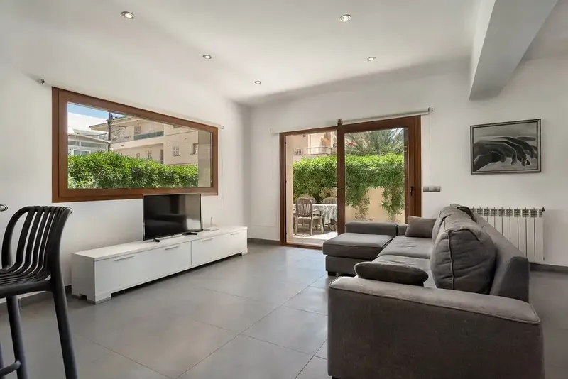 Elegant home two minutes from Can Picafort beach — photo 4