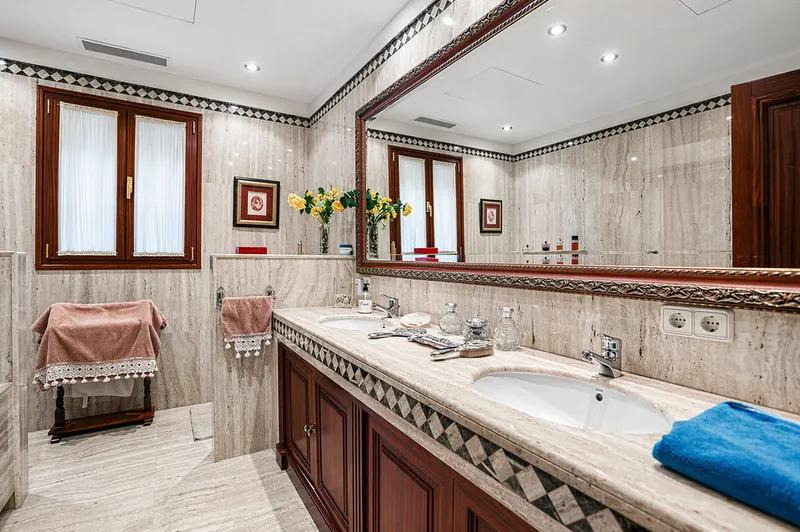 Exclusive classic villa on the first line of the sea in Son Veri Nou Mas — photo 12