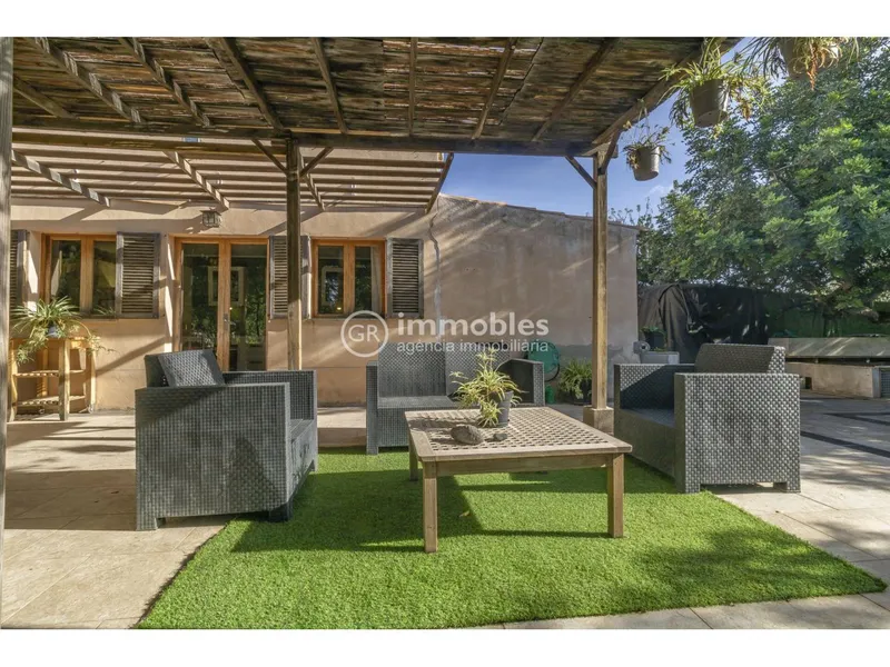 Rustic house — photo 10