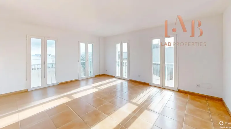 We present this new penthouse in a development in Artà, brand new, fully finished and ready for delivery with Completion Certificate. — photo 1