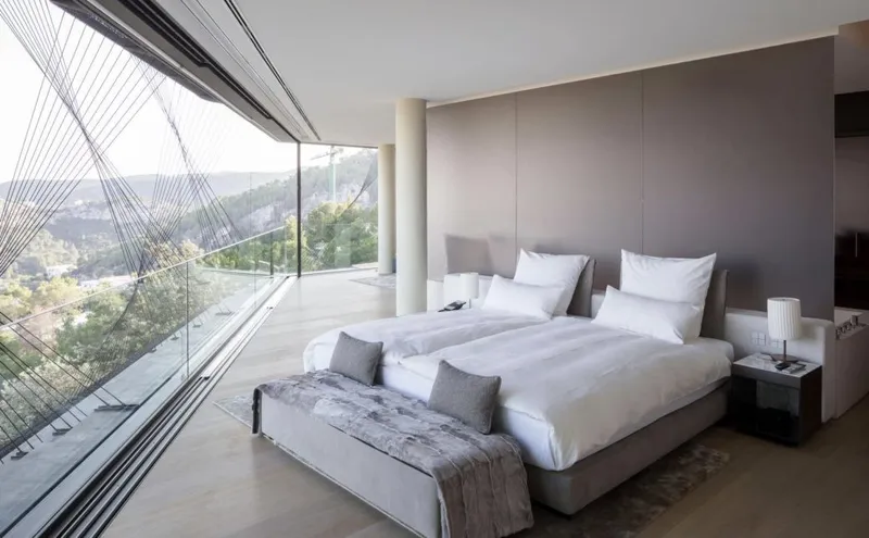 Property at the highest point of Son Vida — photo 12