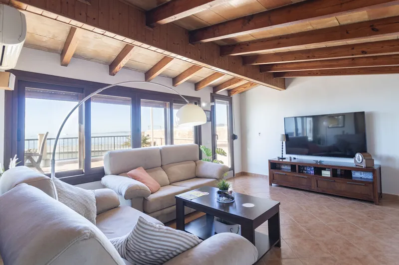 Unique First Line Duplex Property with Amazing Views and Huge Rooftop Terrace — photo 2