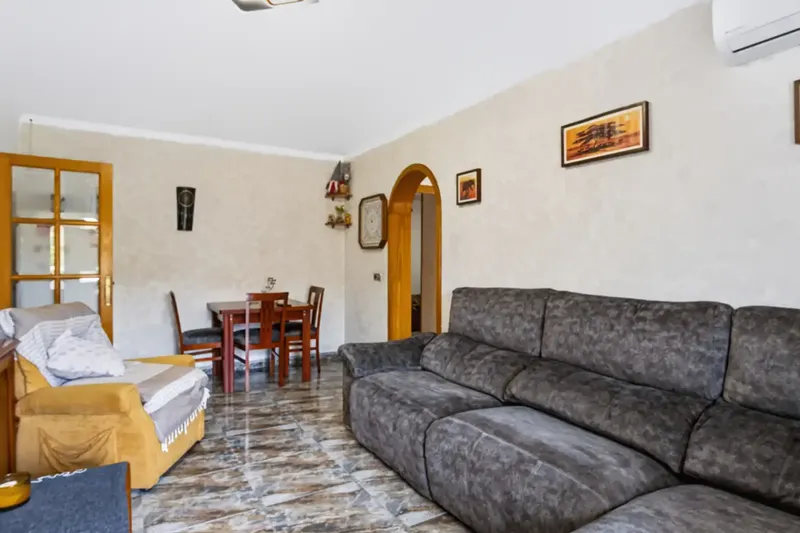 3-bedroom flat with lift, balcony and lots of natural light on Camí Vell de Bunyola — photo 2