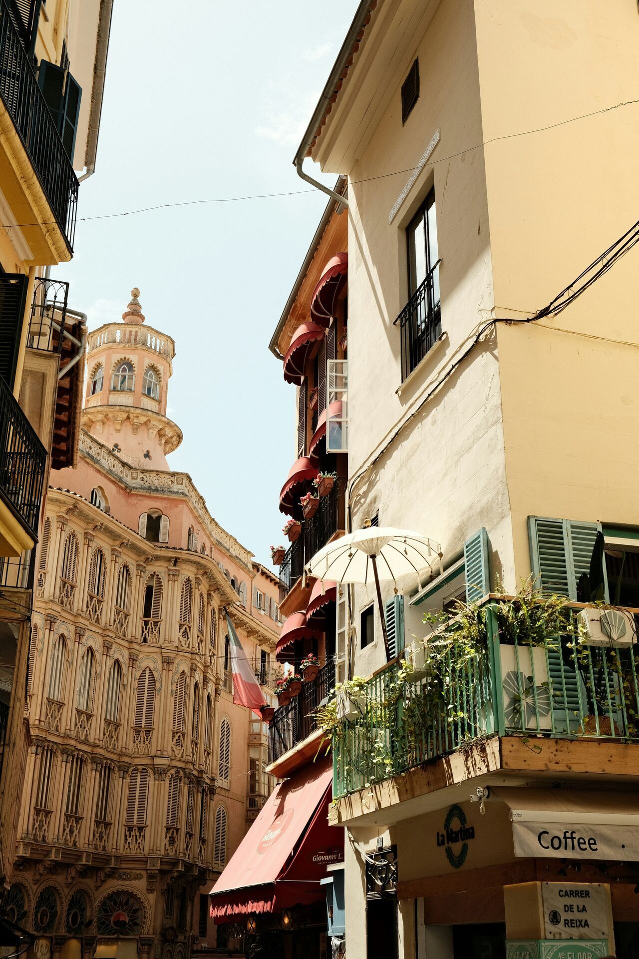 One Fund, Two "Rival" Portals: What It Means for Mallorca